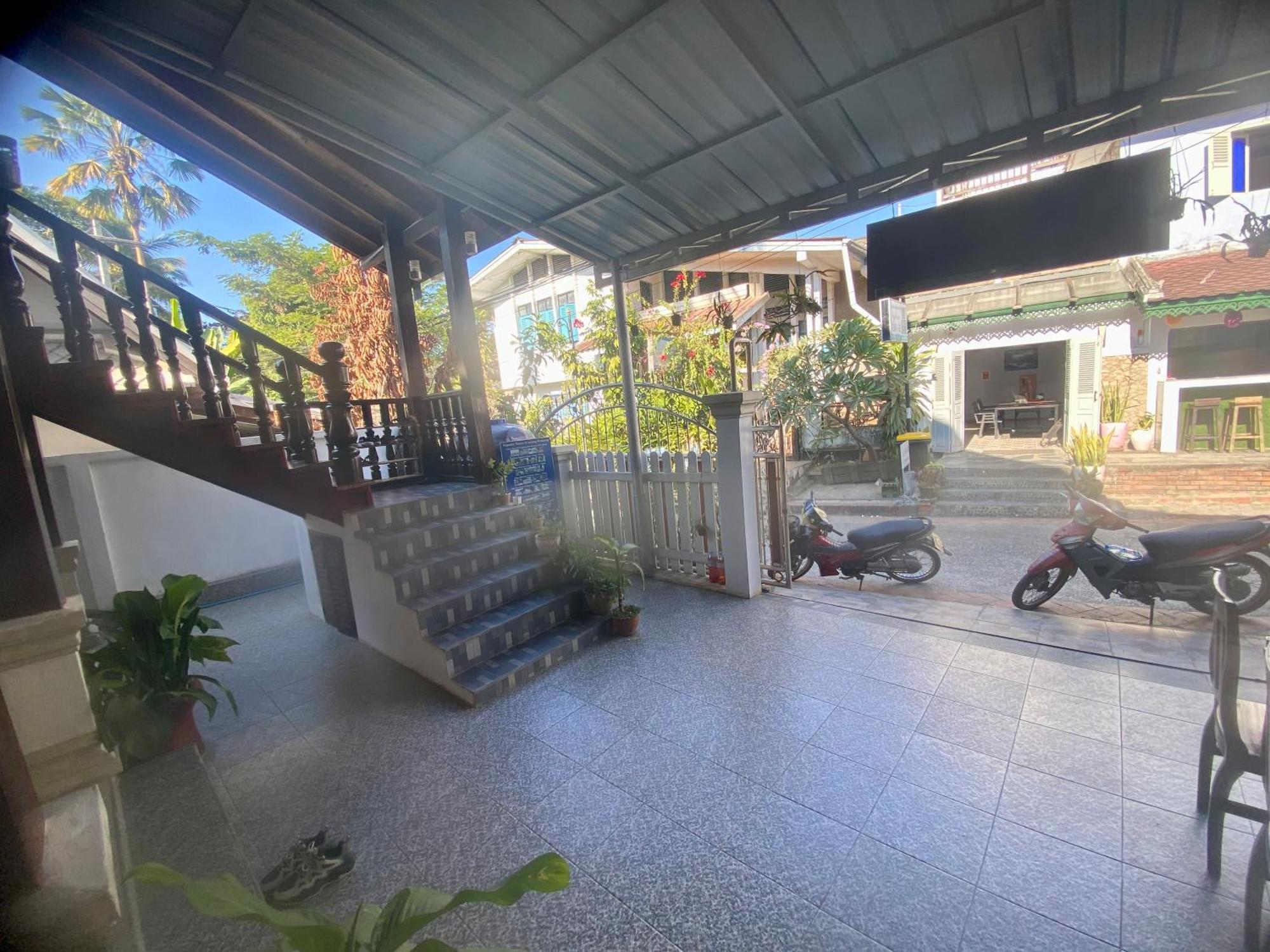 Luangprabang Villa Suan Keo Two Exterior photo